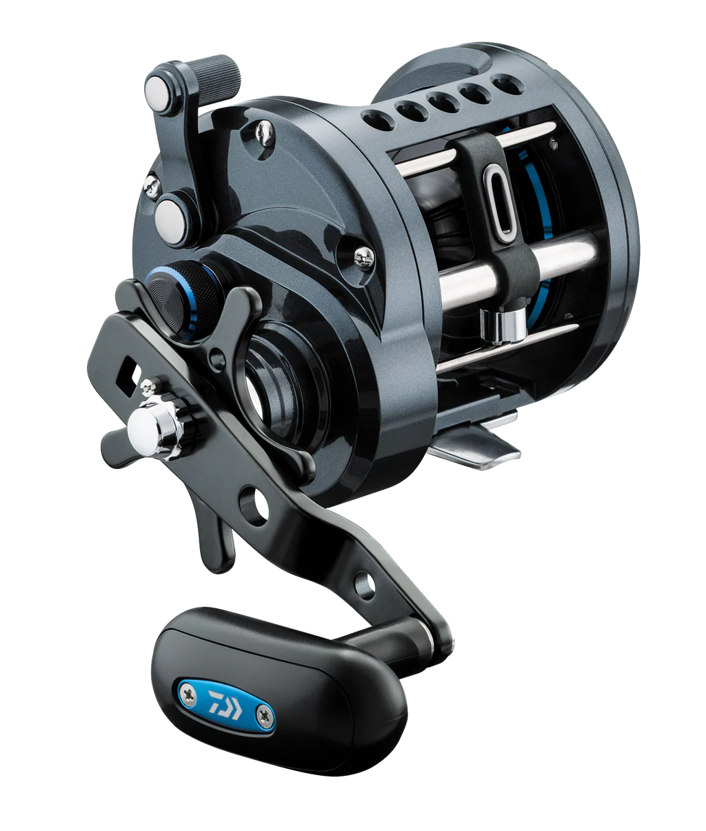 Daiwa Saltist LW Casting Reels